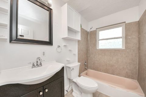 Tiny photo for 5758 Heron Drive, Houston, TX 77033 (MLS # 39268594)