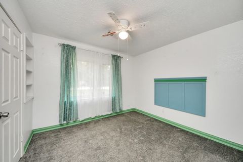 Tiny photo for 5758 Heron Drive, Houston, TX 77033 (MLS # 39268594)