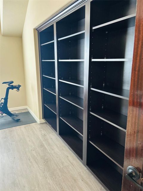 Tiny photo for 1049 W 22nd Street #H, Houston, TX 77008 (MLS # 89091550)