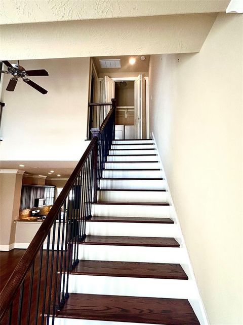 Tiny photo for 1049 W 22nd Street #H, Houston, TX 77008 (MLS # 89091550)