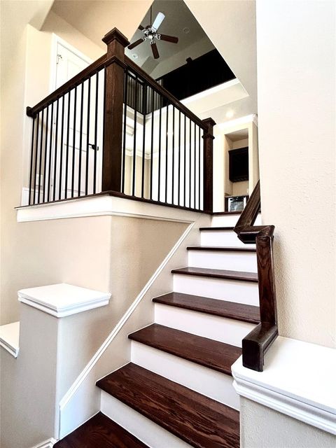 Tiny photo for 1049 W 22nd Street #H, Houston, TX 77008 (MLS # 89091550)