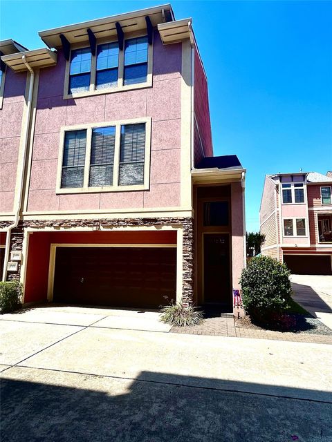 Photo of 1049 W 22nd Street #H, Houston, TX 77008 (MLS # 89091550)
