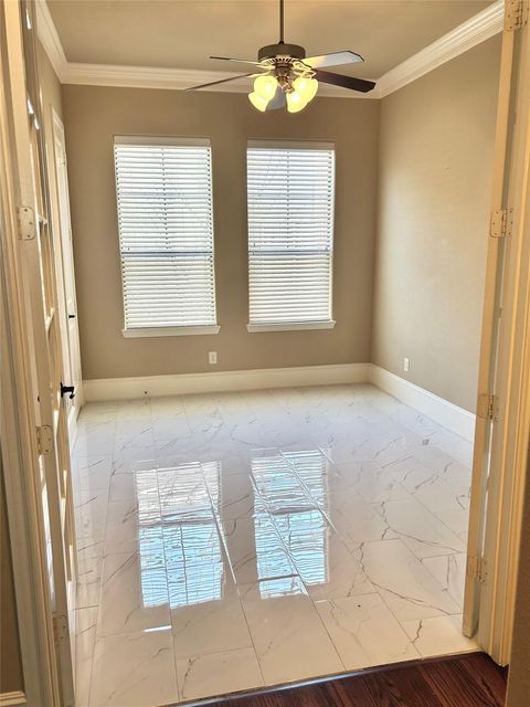 Tiny photo for 1049 W 22nd Street #H, Houston, TX 77008 (MLS # 89091550)