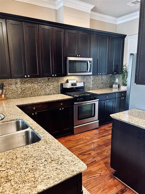 Tiny photo for 1049 W 22nd Street #H, Houston, TX 77008 (MLS # 89091550)