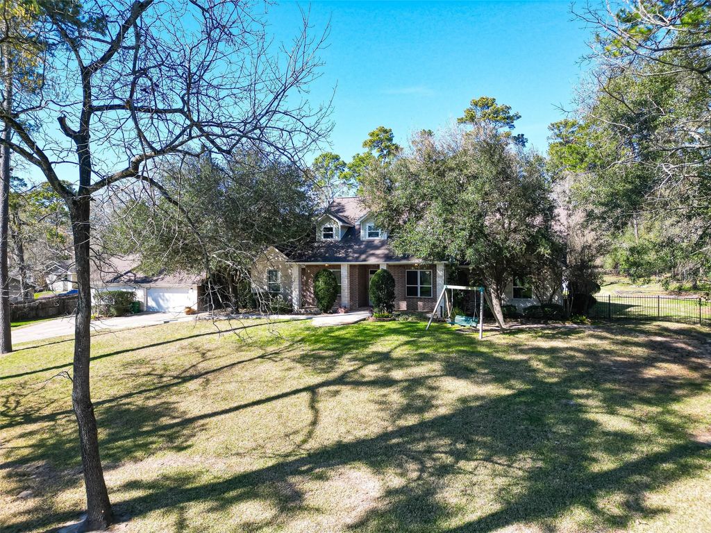 Photo of 1211 Cypress Lane, Kingwood, TX 77339 (MLS # 63041226)