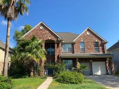 Photo of 13922 Blue Vista Drive, Sugar Land, TX 77498 (MLS # 83169372)