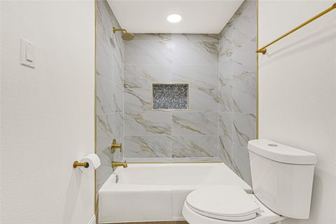 Tiny photo for 2230 Fulham Court, Houston, TX 77063 (MLS # 43032538)