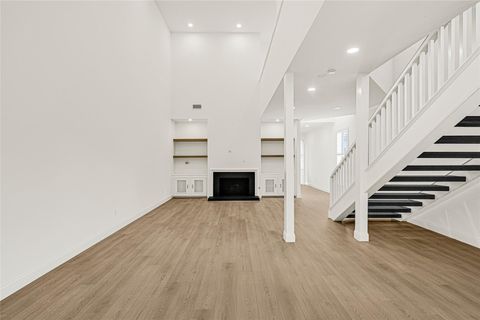 Tiny photo for 2230 Fulham Court, Houston, TX 77063 (MLS # 43032538)