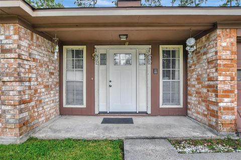 Photo of 8114 Audubon Forest Drive Drive, Humble, TX 77396 (MLS # 93908759)