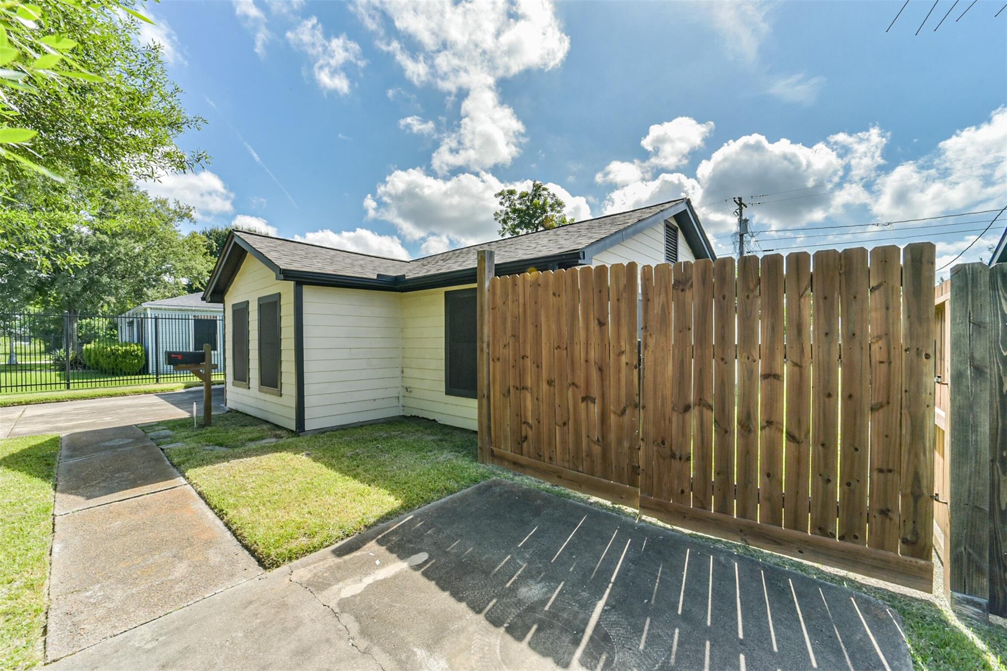 1206 Layton Street