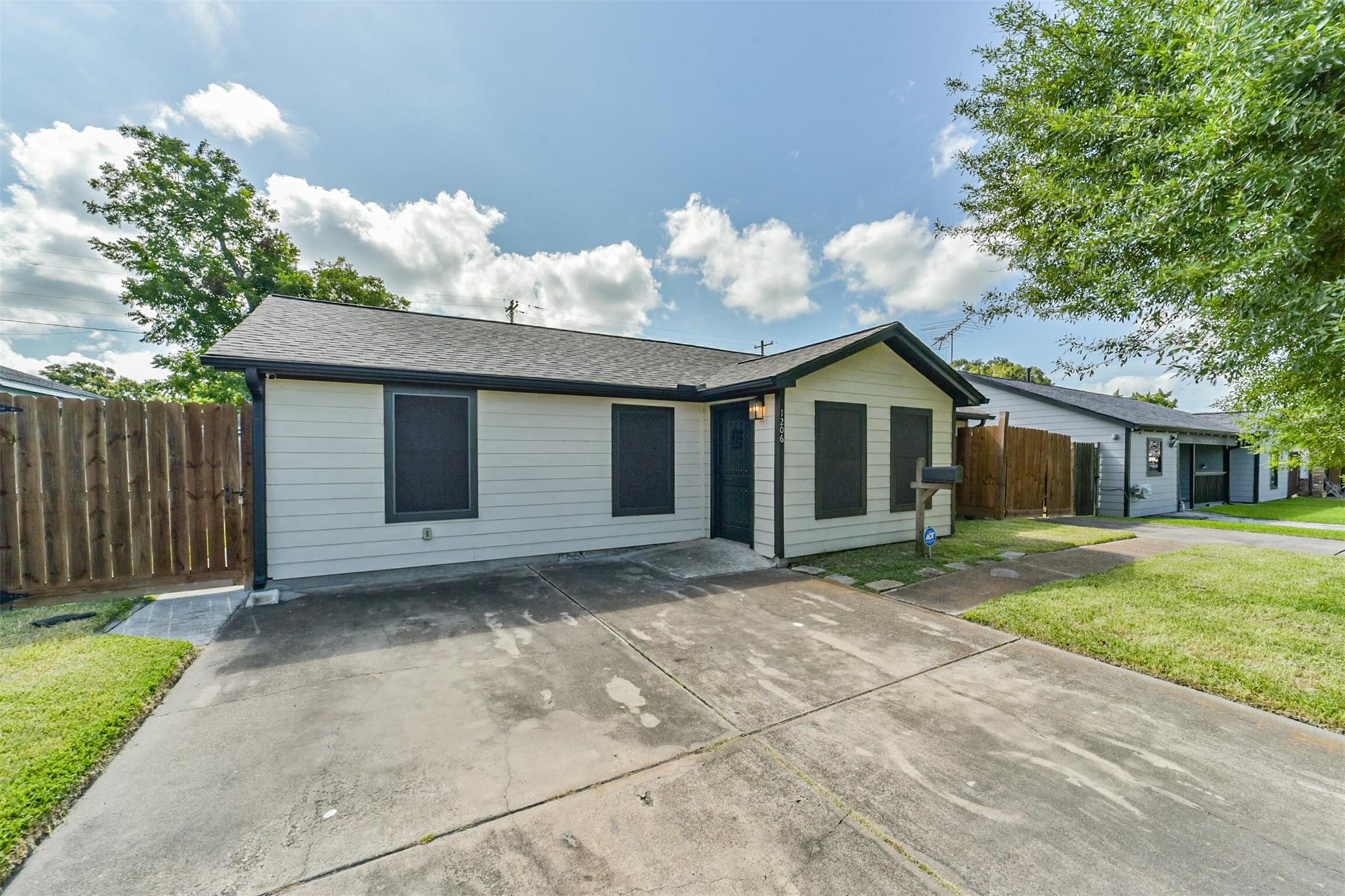1206 Layton Street