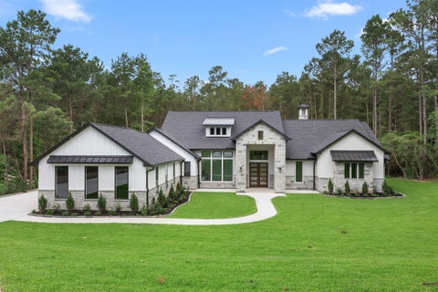 Photo of 13010 Royal Hill Court, Montgomery, TX 77316 (MLS # 61690775)