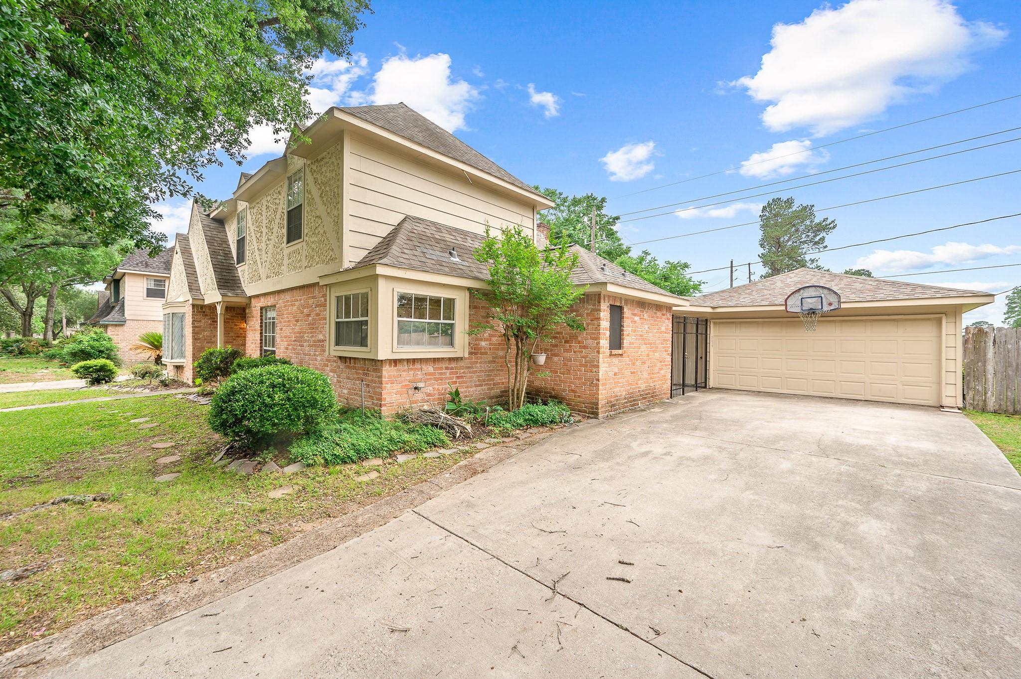 18107 Shadow Valley Drive