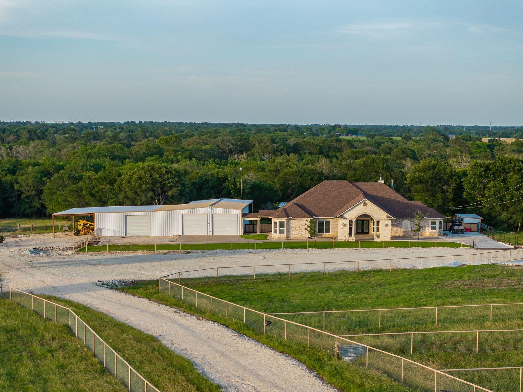 1425 County Road 116