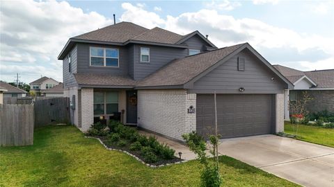 Photo of 209 Bennett Loop, Angleton, TX 77515 (MLS # 92782348)