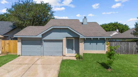 Photo of 2210 Trail West Street, Sugar Land, TX 77478 (MLS # 47296609)