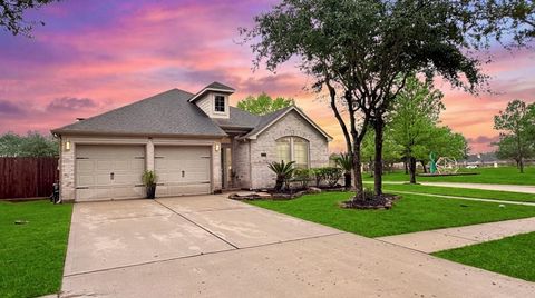 Photo of 3201 Rock Brook Falls Lane, League City, TX 77573 (MLS # 37995080)