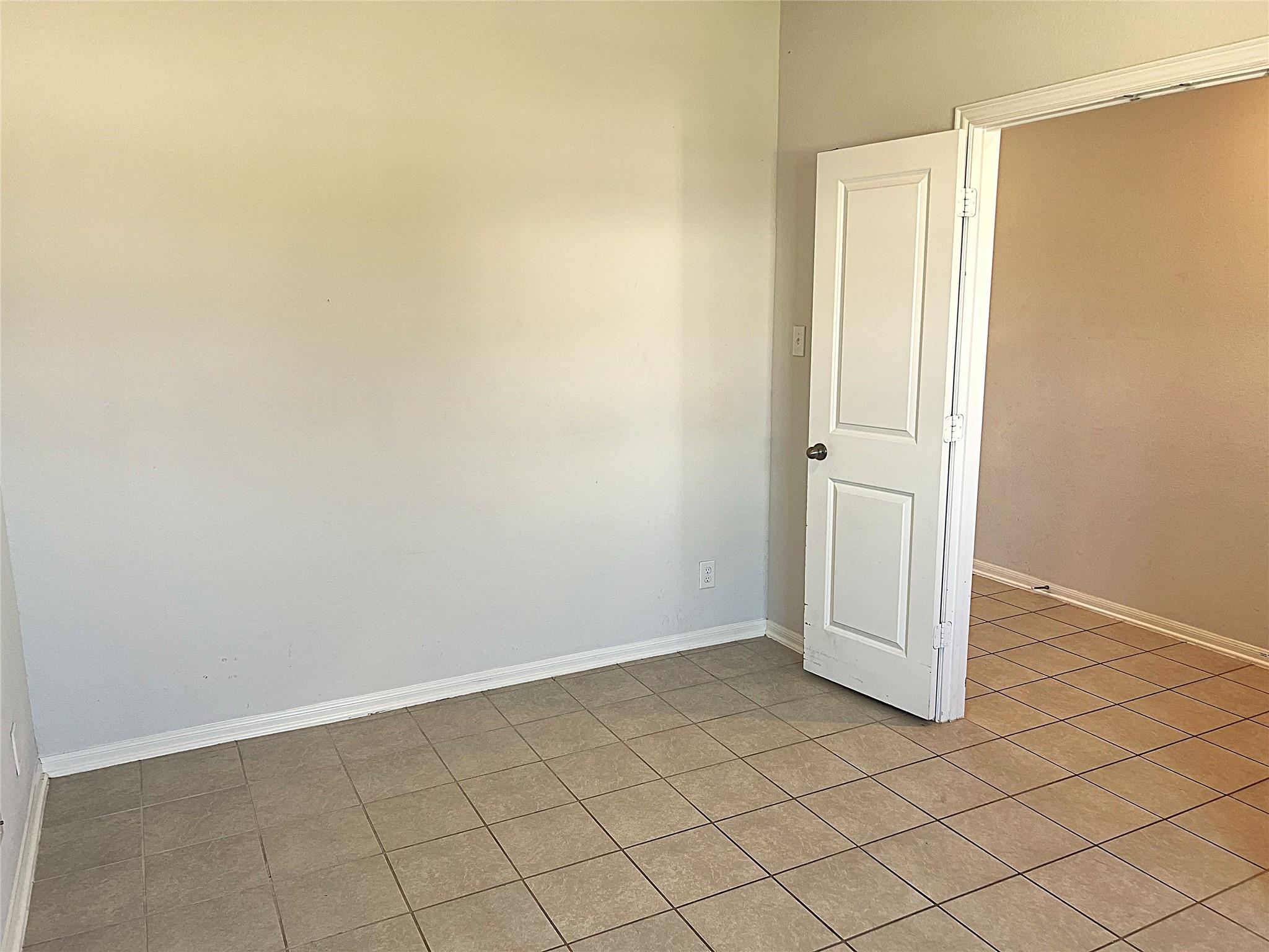 14302 Beach Pine Trail