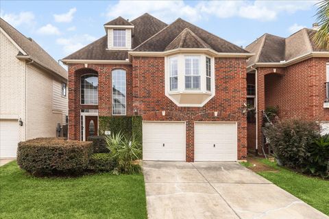 Photo of 11215 Royce Palms Drive, Houston, TX 77042 (MLS # 34035124)