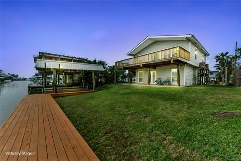 Photo of 16623 Nassau Way, Jamaica Beach, TX 77554 (MLS # 39261227)