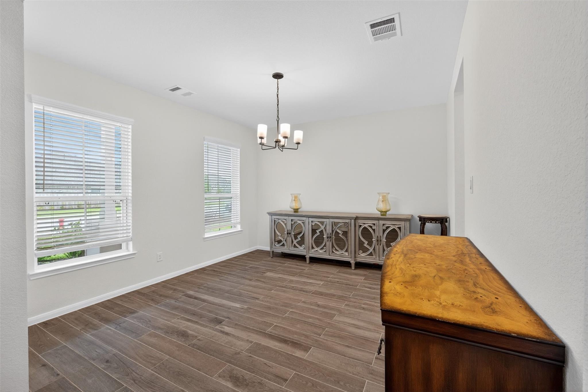 2835 Bisbee Road