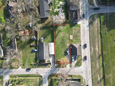 Photo of 1067 Reverend B J Lewis Drive, Houston, TX 77088 (MLS # 80336820)