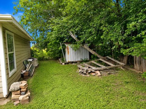 Tiny photo for 8121 Livingston Street, Houston, TX 77051 (MLS # 30872542)