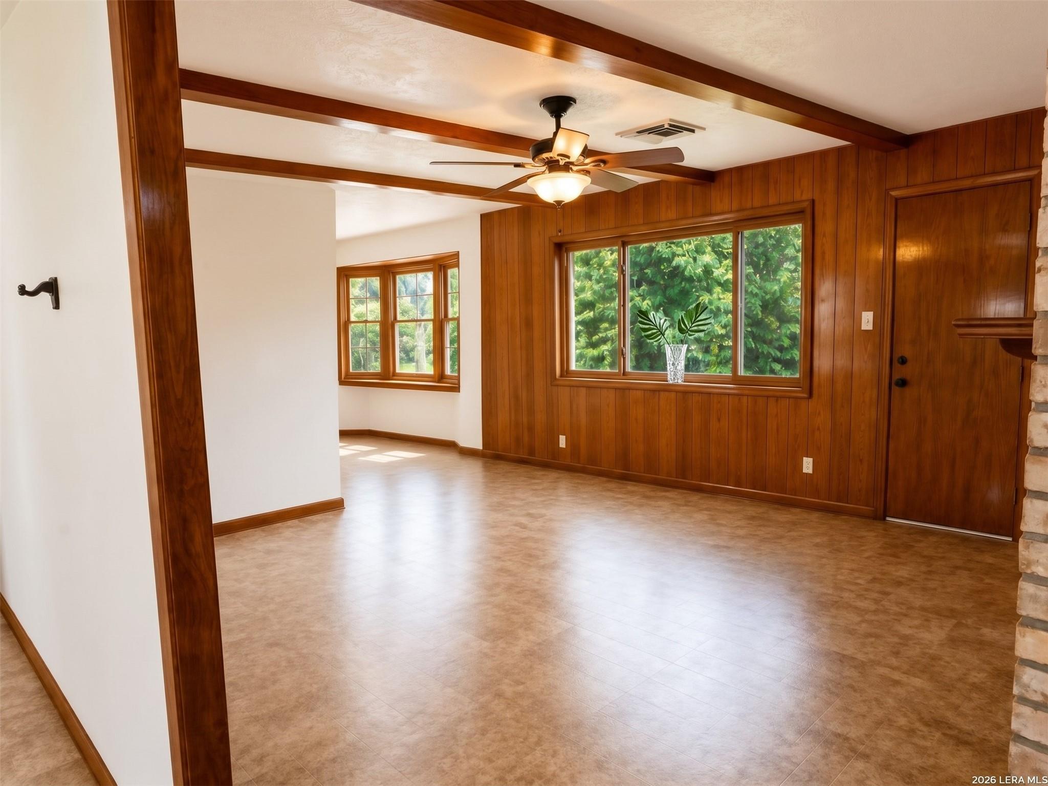 907 Redway Lane