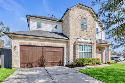 Homes For Sale - 4702 Lido Lane<br/> Houston, TX 77092