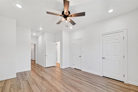 Tiny photo for 716 Zoe Street, Houston, TX 77020 (MLS # 96826217)