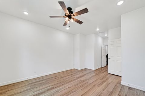 Tiny photo for 716 Zoe Street, Houston, TX 77020 (MLS # 96826217)