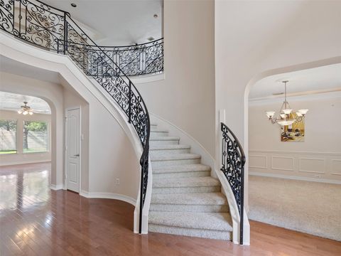 Photo of 6210 Ballina Canyon Lane, Houston, TX 77041 (MLS # 66755235)