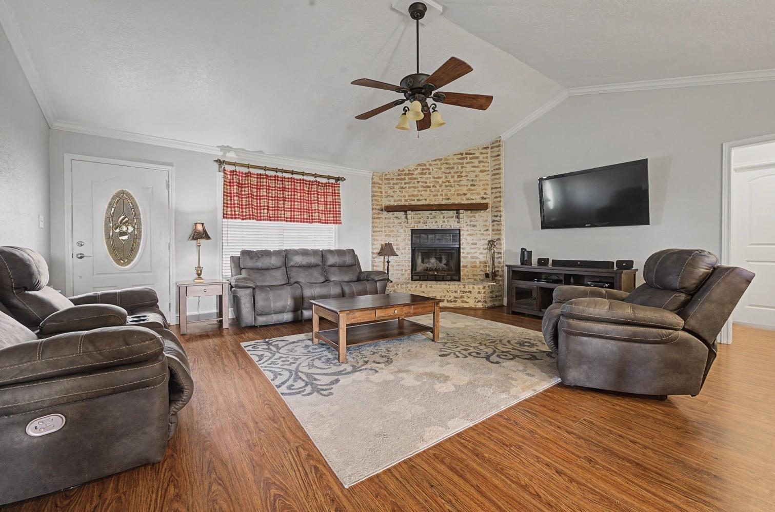 221 North Lake Drive