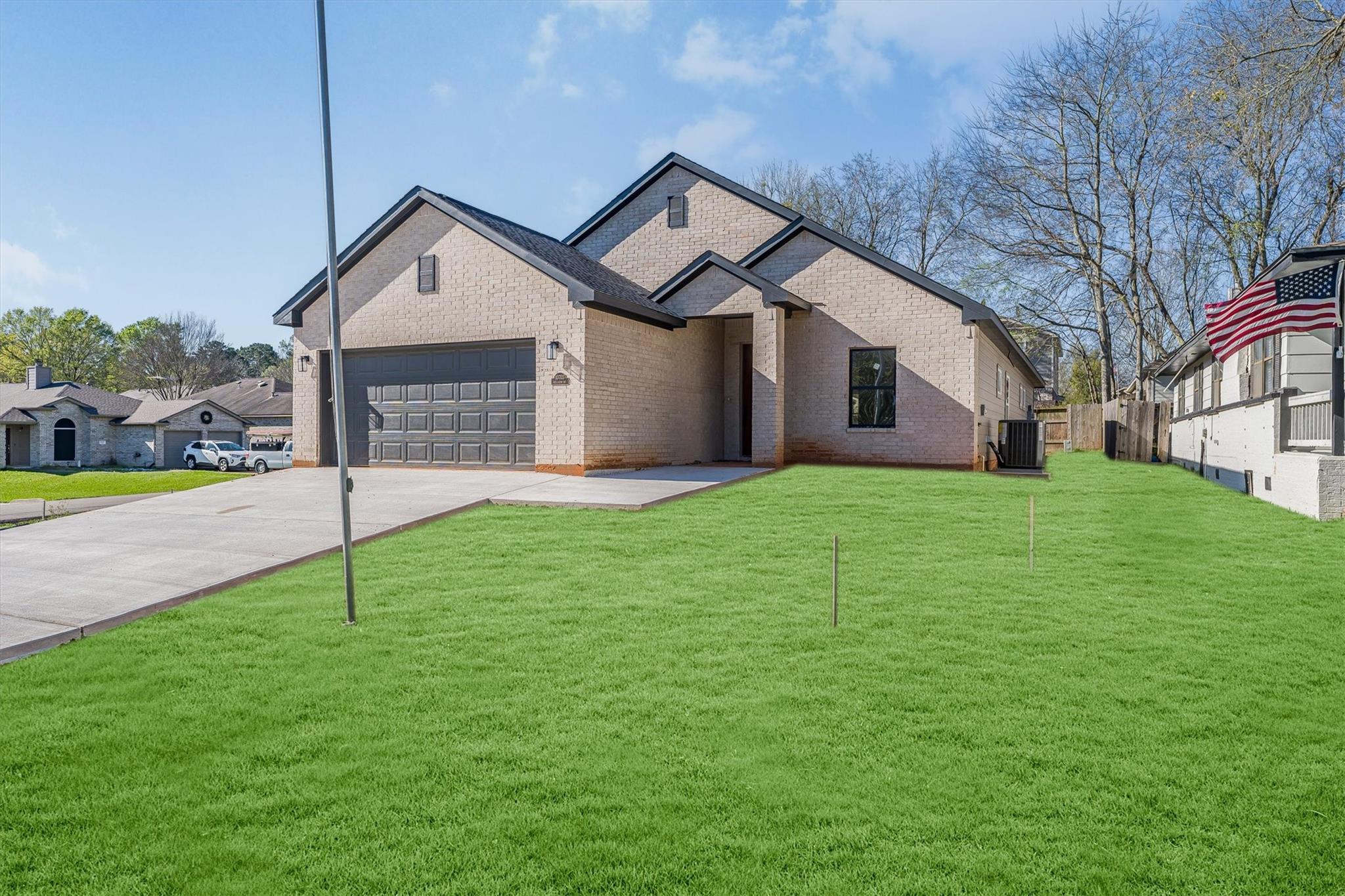 10703 Hillside Drive