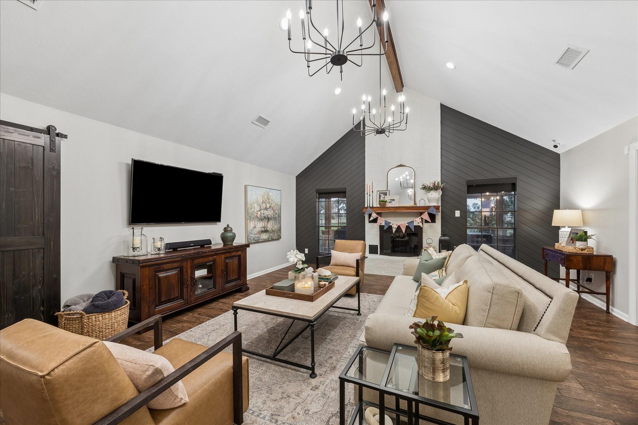 1759 Woody Lane