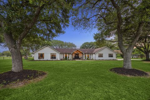 Photo of 1759 Woody Lane, Sealy, TX 77474 (MLS # 22340603)