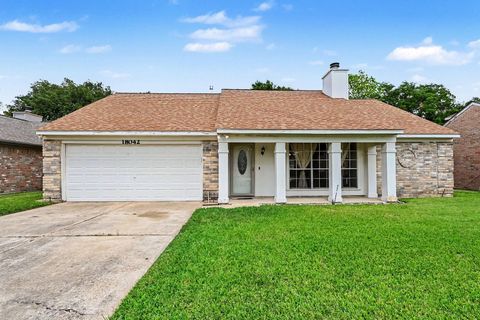 Tiny photo for 18042 Garden Manor Drive, Houston, TX 77084 (MLS # 34934838)