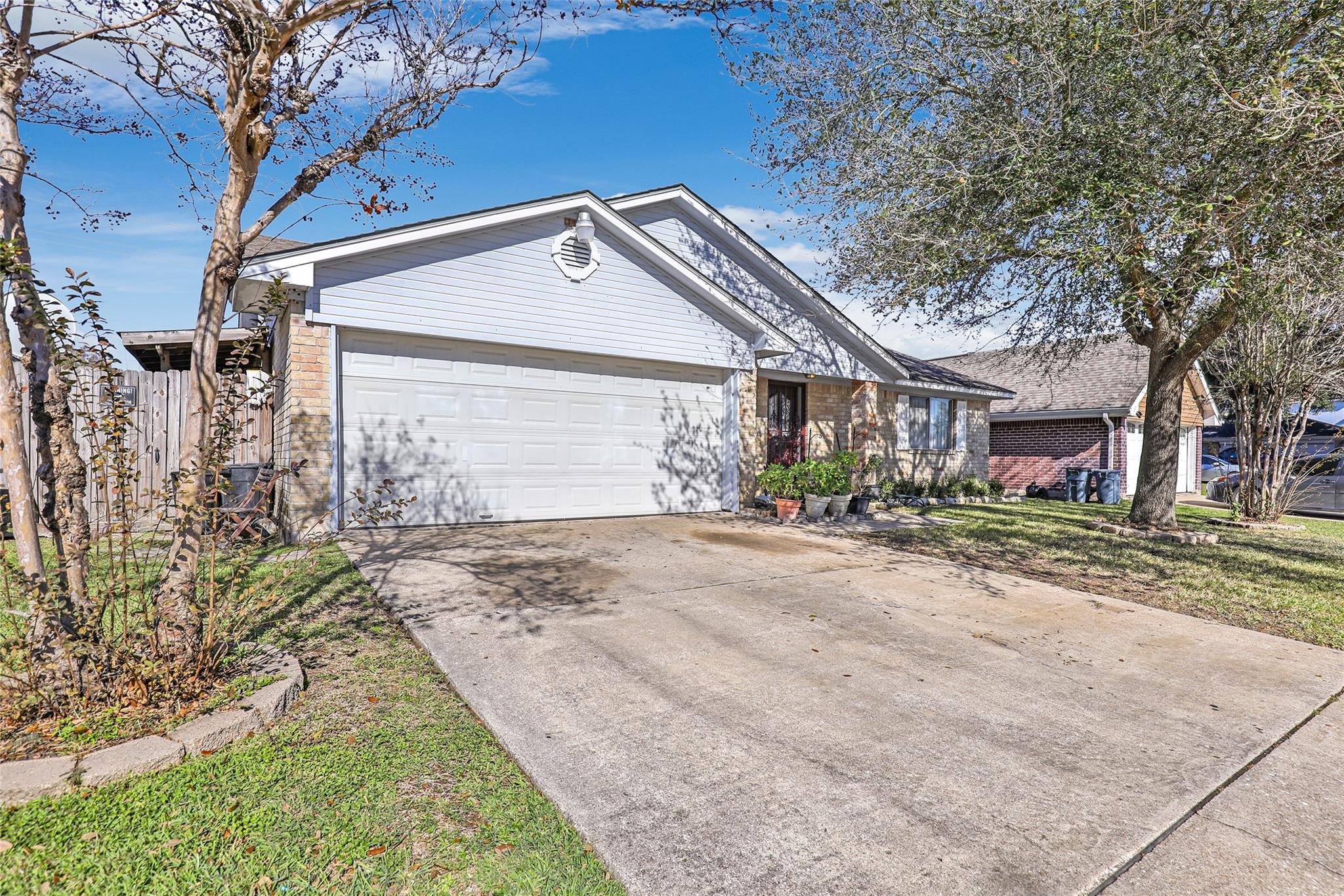 1506 Wilshire Park Drive