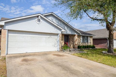Photo of 1506 Wilshire Park Drive, Houston, TX 77038 (MLS # 27333303)