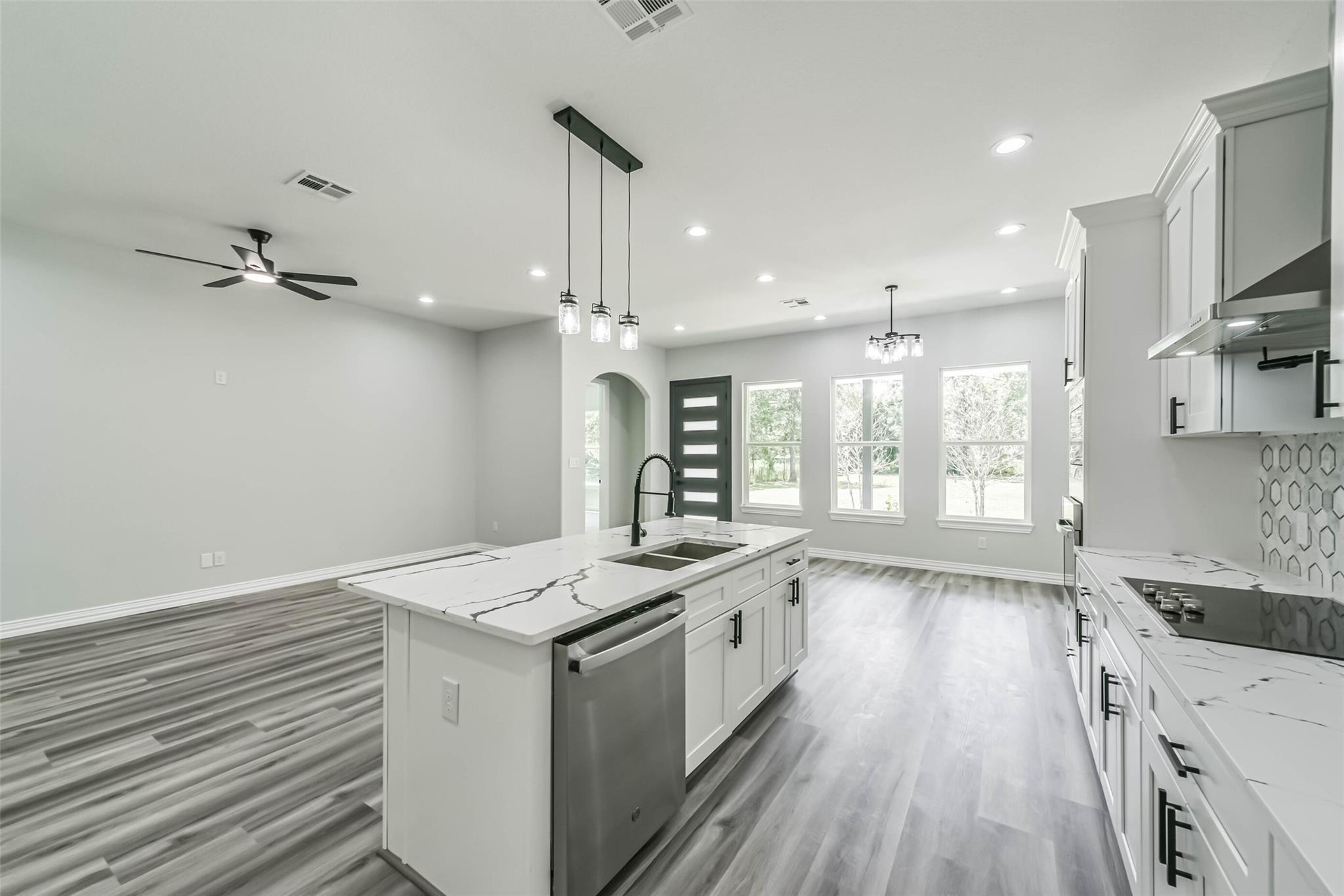 Conroe, Texas 77302, United States, 4 Bedrooms Bedrooms, ,2 BathroomsBathrooms,Residential,Active,193393