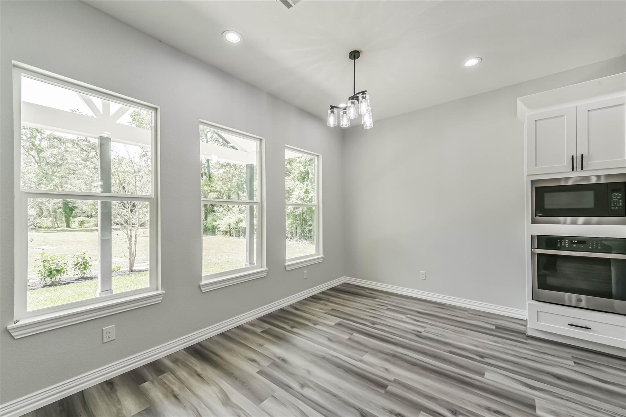 Conroe, Texas 77302, United States, 4 Bedrooms Bedrooms, ,2 BathroomsBathrooms,Residential,Active,193393