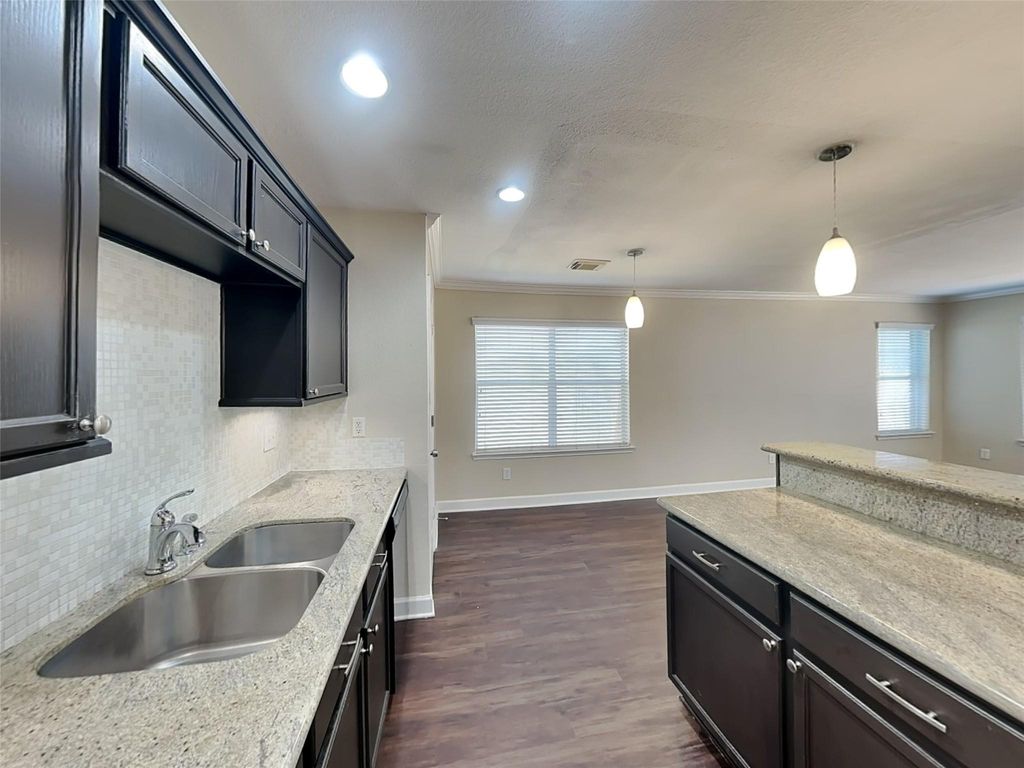 Photo of 12135 Bradenway Lane, Houston, TX 77089 (MLS # 77690720)