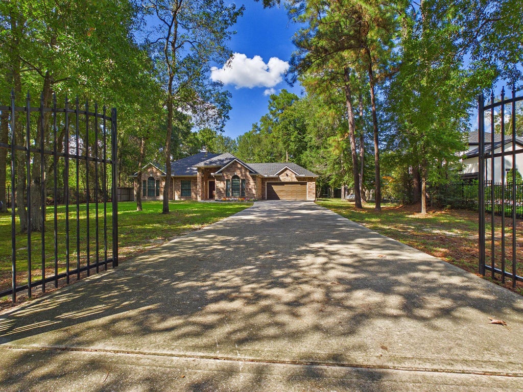 Photo of 19521 Desna Drive, Porter, TX 77365 (MLS # 77899489)