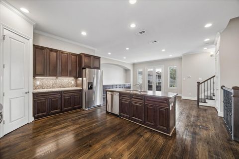 Photo of 1105 E 27th Street #B, Houston, TX 77009 (MLS # 71538656)