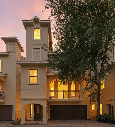 Tiny photo for 5310 Larkin Street #B, Houston, TX 77007 (MLS # 73908572)