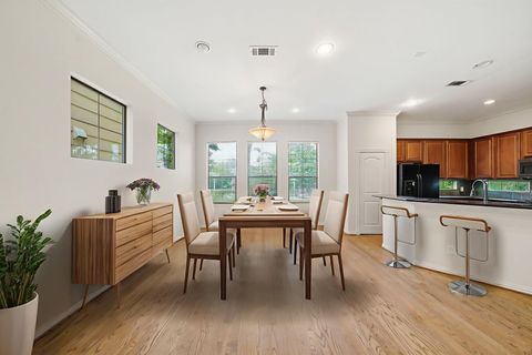 Tiny photo for 5310 Larkin Street #B, Houston, TX 77007 (MLS # 73908572)