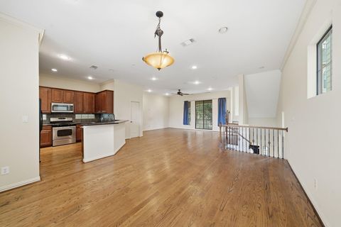 Tiny photo for 5310 Larkin Street #B, Houston, TX 77007 (MLS # 73908572)
