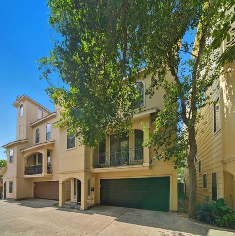 Tiny photo for 5310 Larkin Street #B, Houston, TX 77007 (MLS # 73908572)