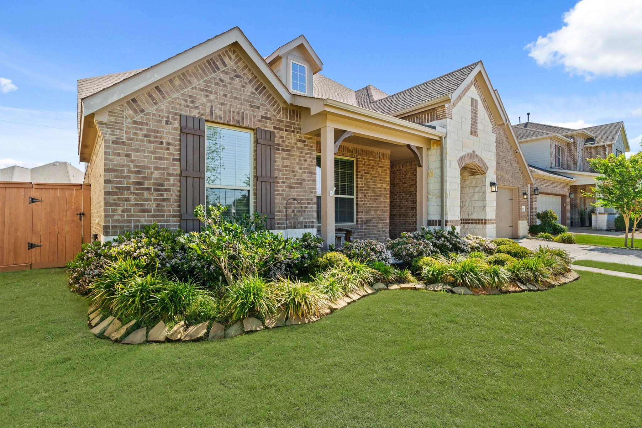 23306 Oakheath Pines Place
