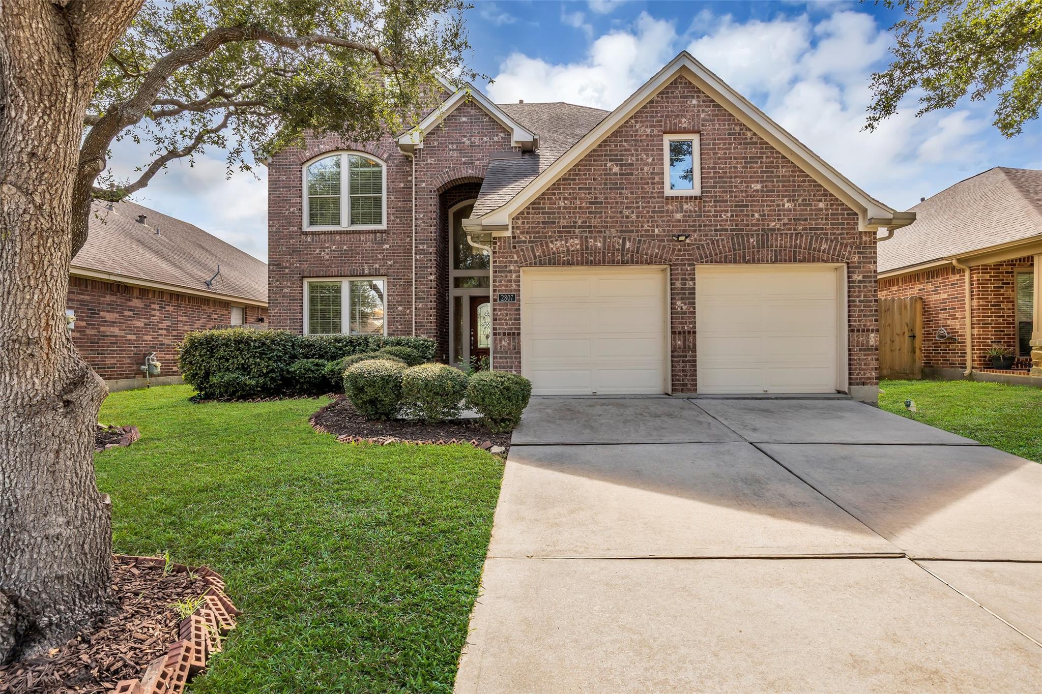 2807 Arbor Brook Lane